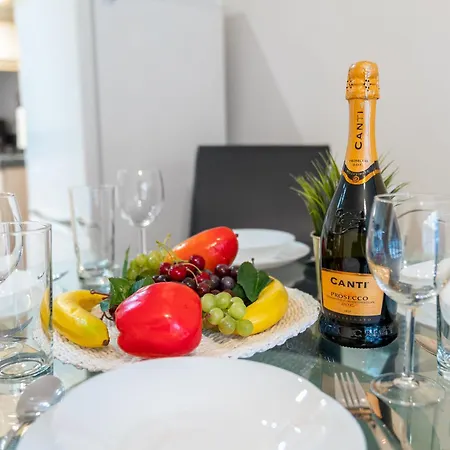 City Centre - Two Bed Apartment - Digbeth - Secure Parking - Netflix - Wifi - 15A Бирмингем Экстерьер фото