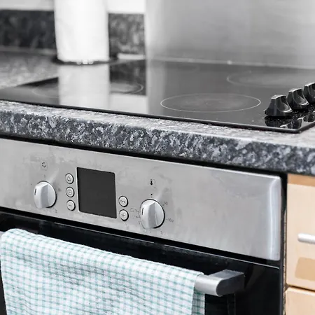City Centre - Two Bed Apartment - Digbeth - Secure Parking - Netflix - Wifi - 15A Бирмингем Экстерьер фото