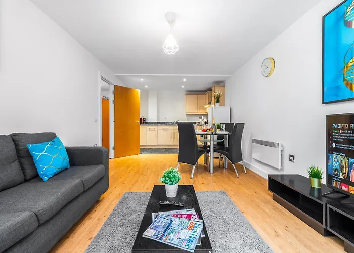 City Centre - Two Bed Apartment - Digbeth - Secure Parking - Netflix - Wifi - 15A